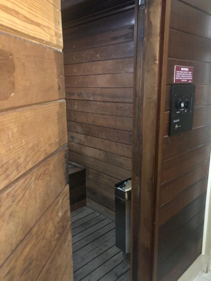 Naples Dream At Wtc With Heated Pool Spa Sauna 7 Bicycles And 3 Mls To Beach エクステリア 写真