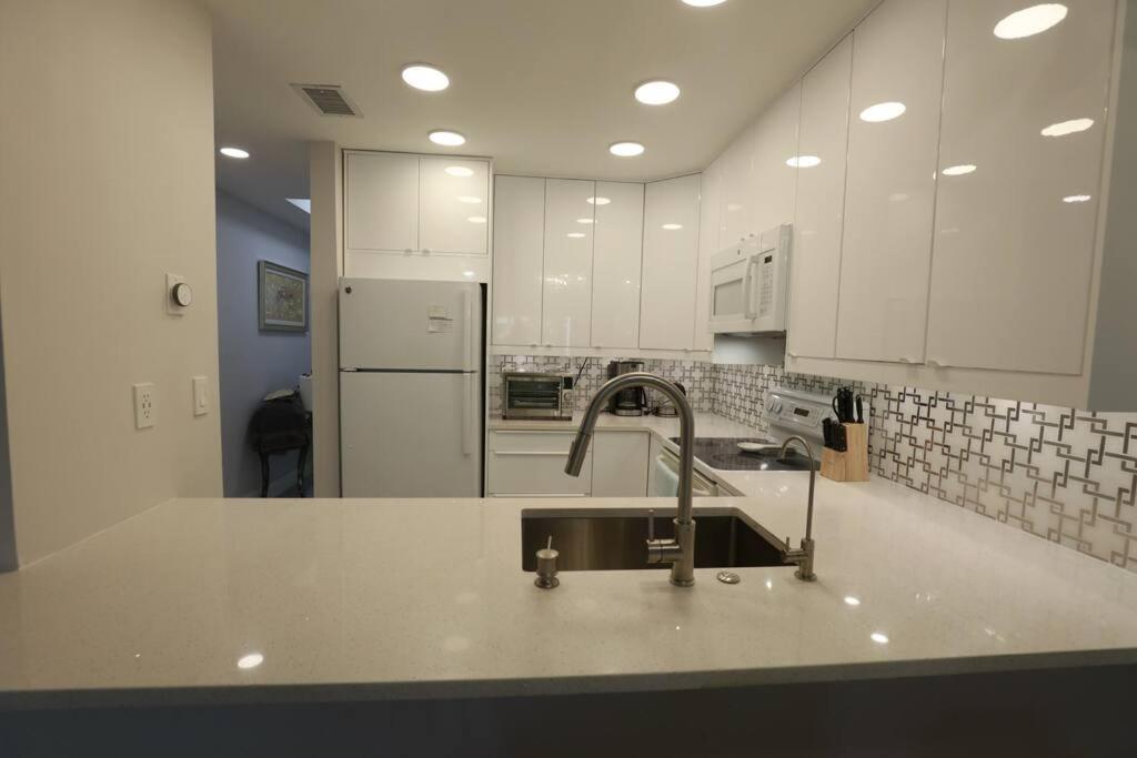 Naples Dream At Wtc With Heated Pool Spa Sauna 7 Bicycles And 3 Mls To Beach エクステリア 写真
